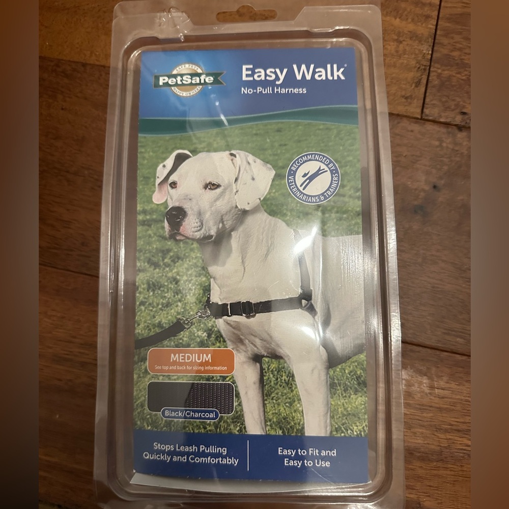 PetSafe Easy Walk No-Pull Dog Harness - Black/Charcoal